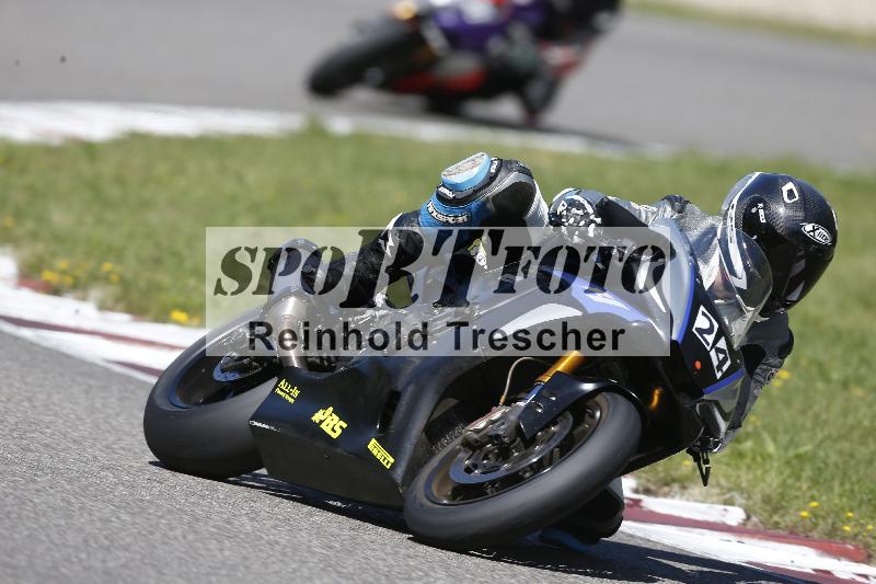 Archiv-2025/48 25.08.2025 Cornu Master School ADR/rot-rouge/24